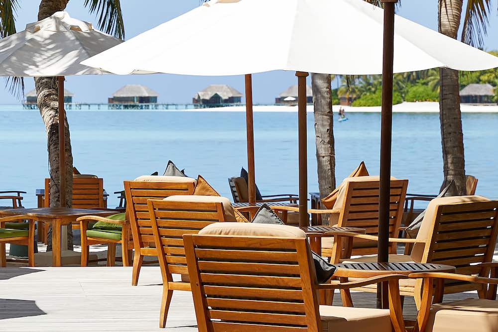 Rangali Bar at Conrad Maldives Rangali Island thumbnail 2